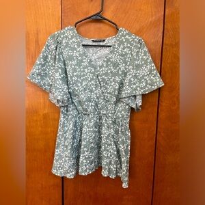 Bloomchic green and white floral blouse. Size 12
